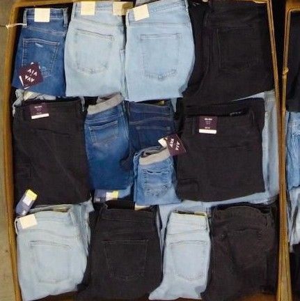👖Target Jeans & Denim Wholesale Liquidation Pallet #6230 (300 units) - Image 14