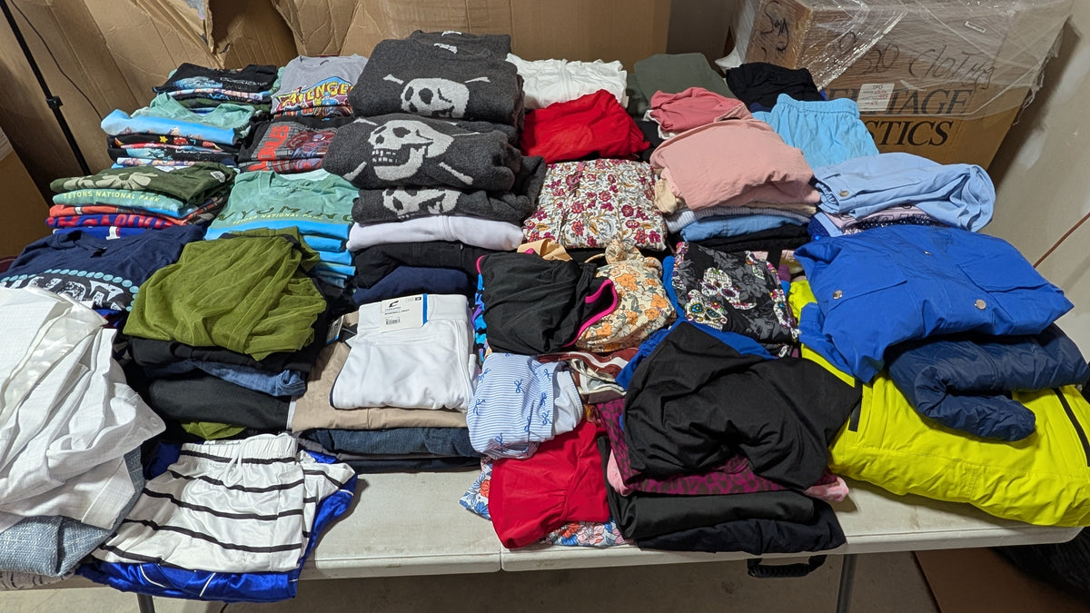 The Ultimate Reseller Clothing Mix – 500-Unit Pallet