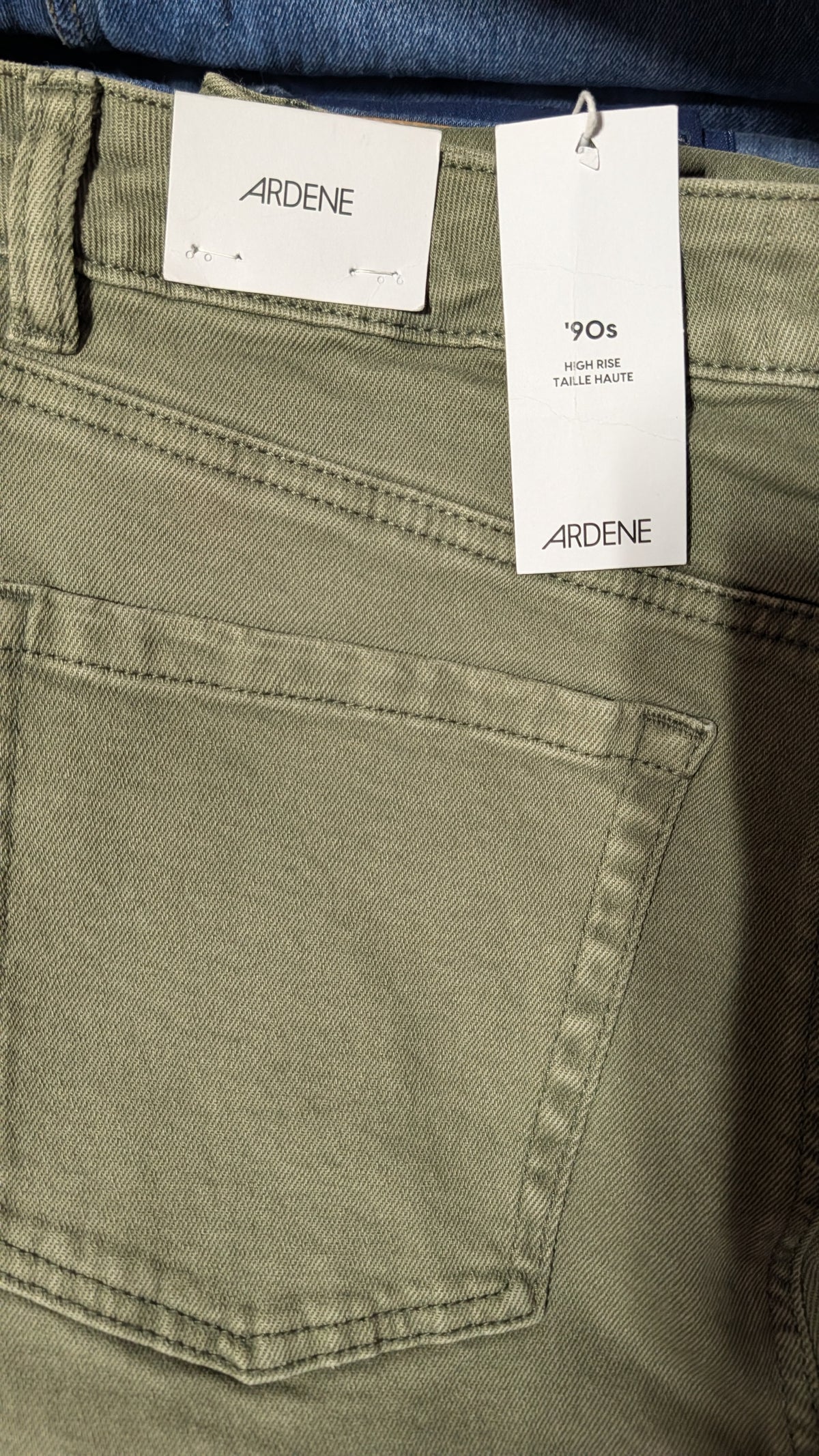 Women’s Brand-Name Denim Liquidation Closeout Pallet (300 Units)