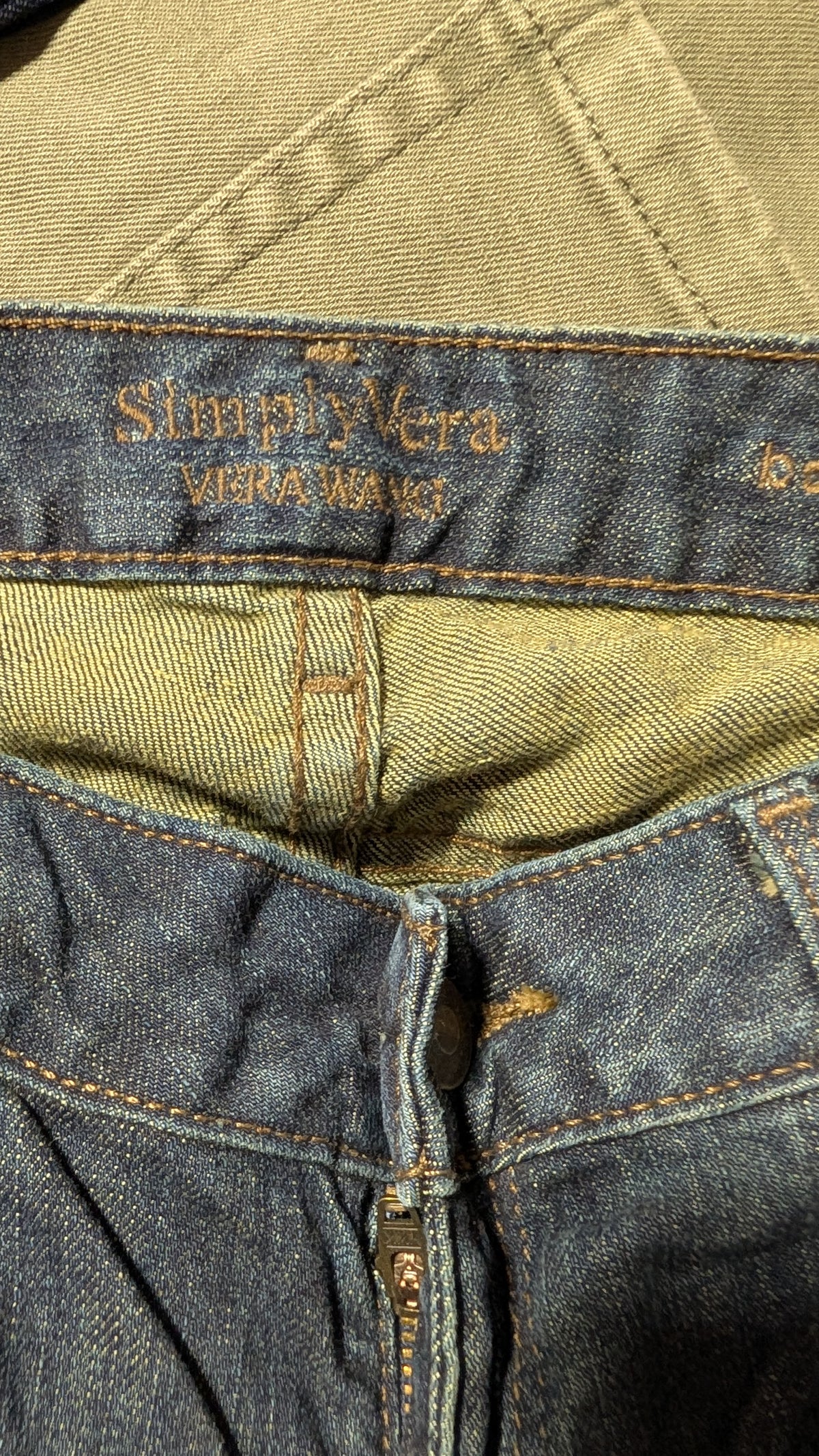 Women’s Brand-Name Denim Liquidation Closeout Pallet (300 Units)