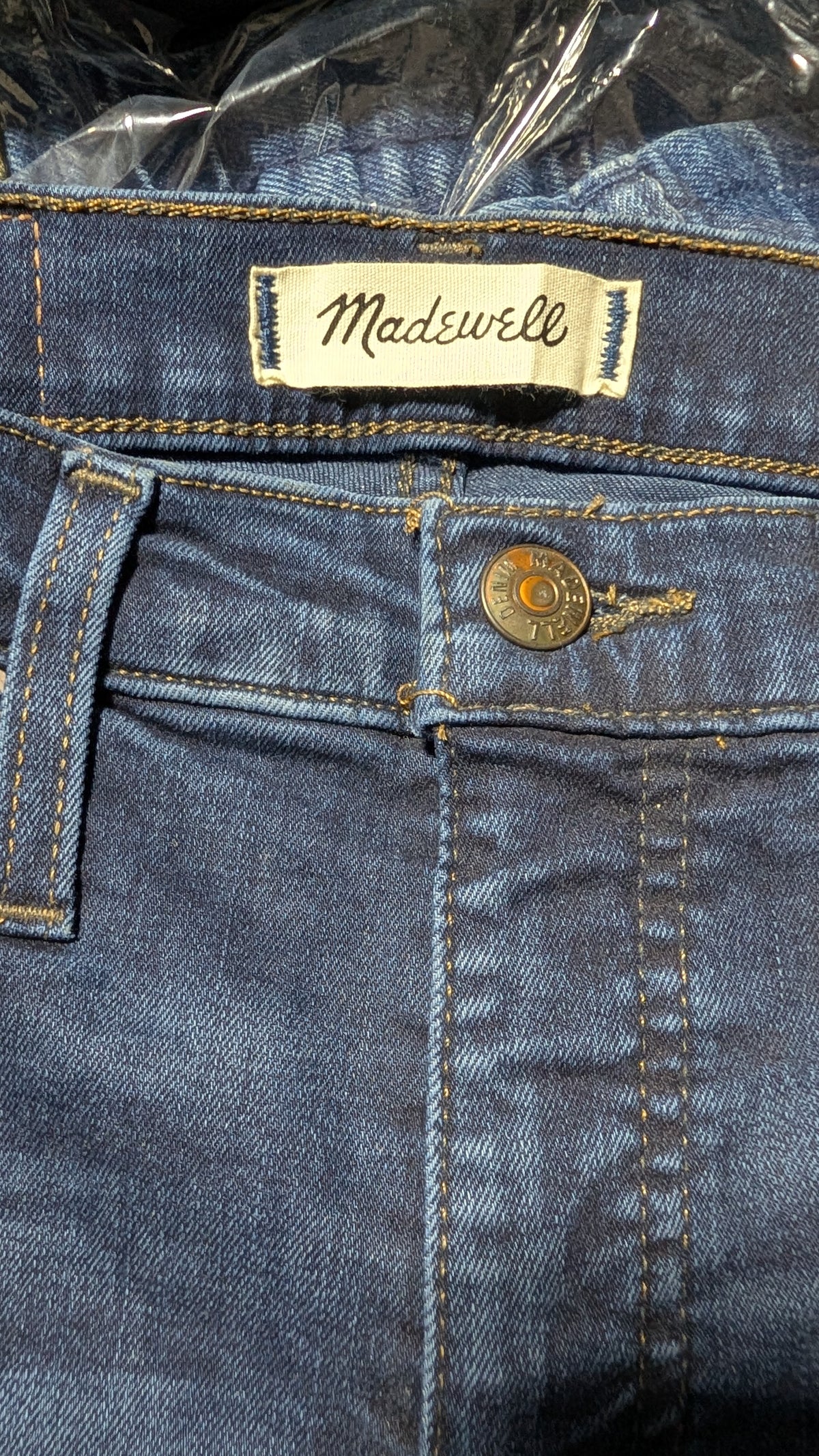 Women’s Brand-Name Denim Liquidation Closeout Pallet (300 Units)