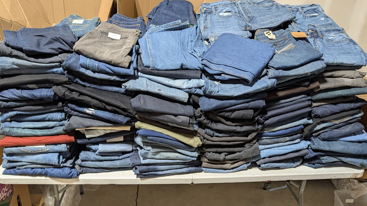 Women’s Brand-Name Denim Liquidation Closeout Pallet (300 Units)