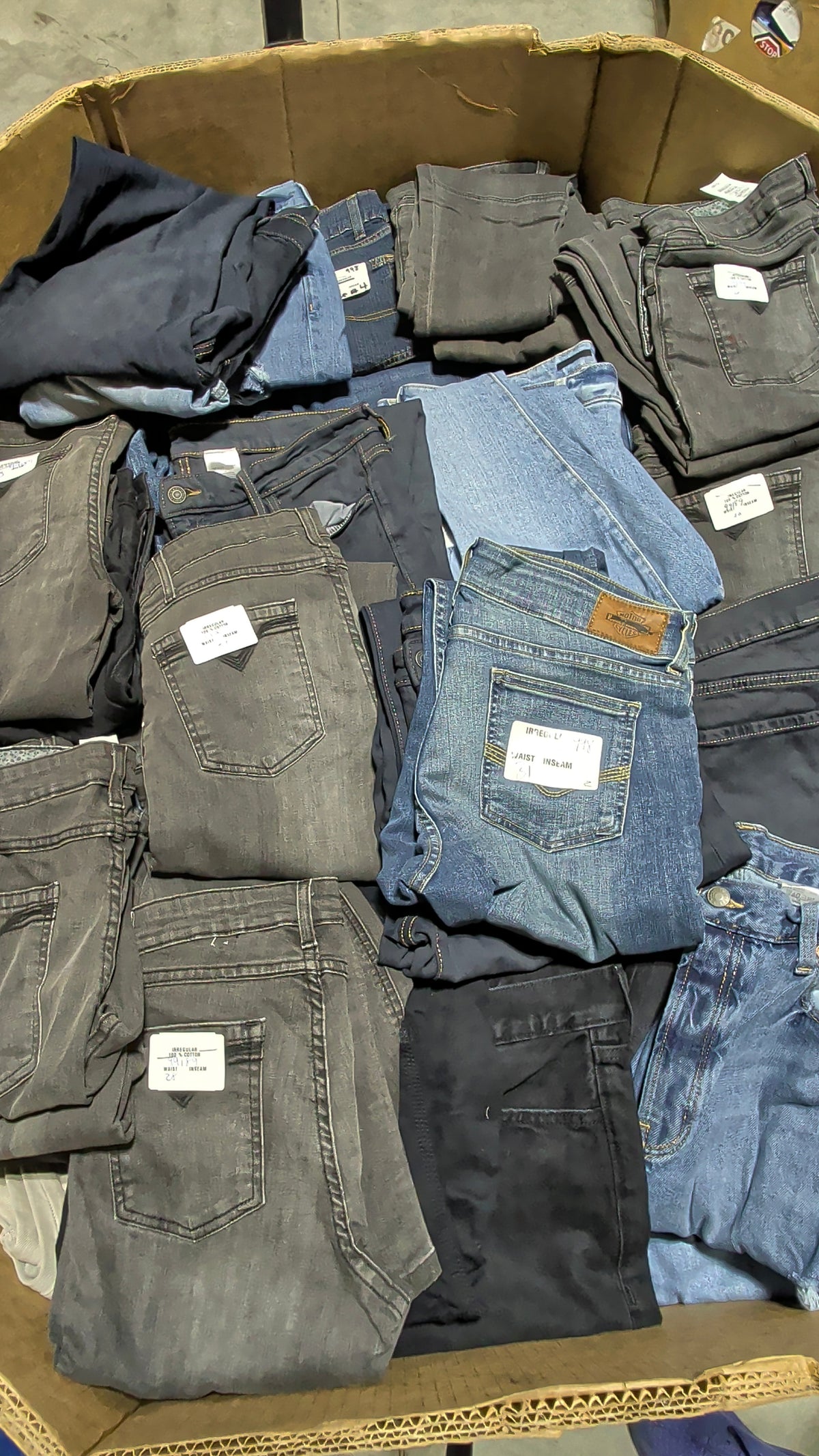 Women’s Brand-Name Denim Liquidation Closeout Pallet (300 Units)
