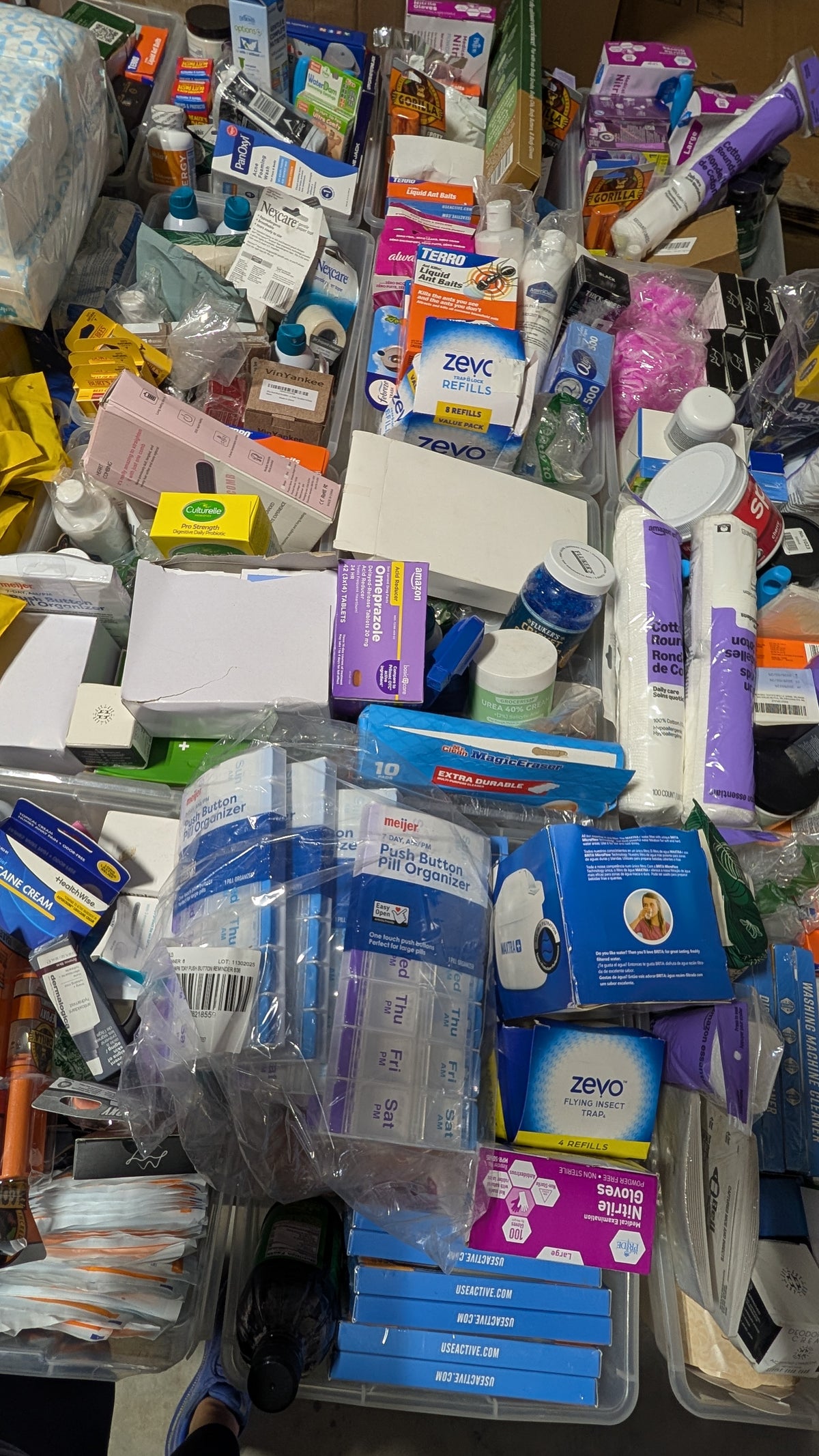 Amazon Raw HBA &amp; Personal Care Liquidation Pallet (1300 Units)