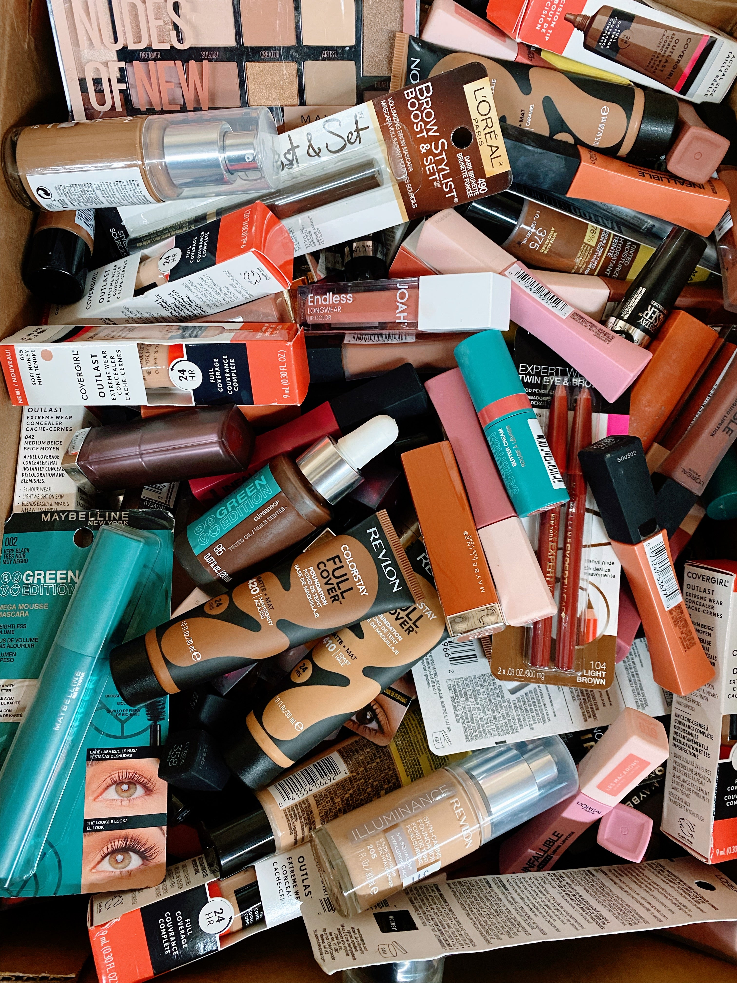 Brand Name Cosmetics Lots