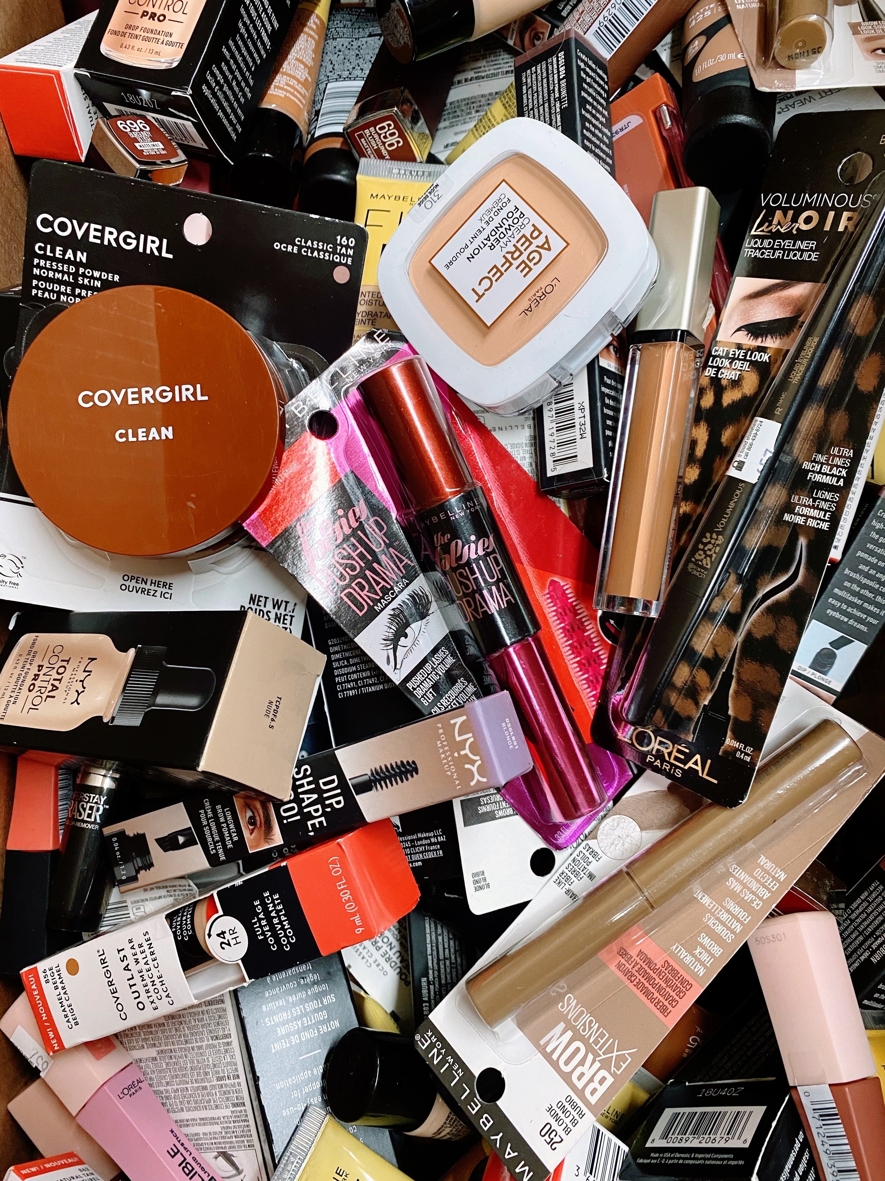 Brand Name Cosmetics Lots