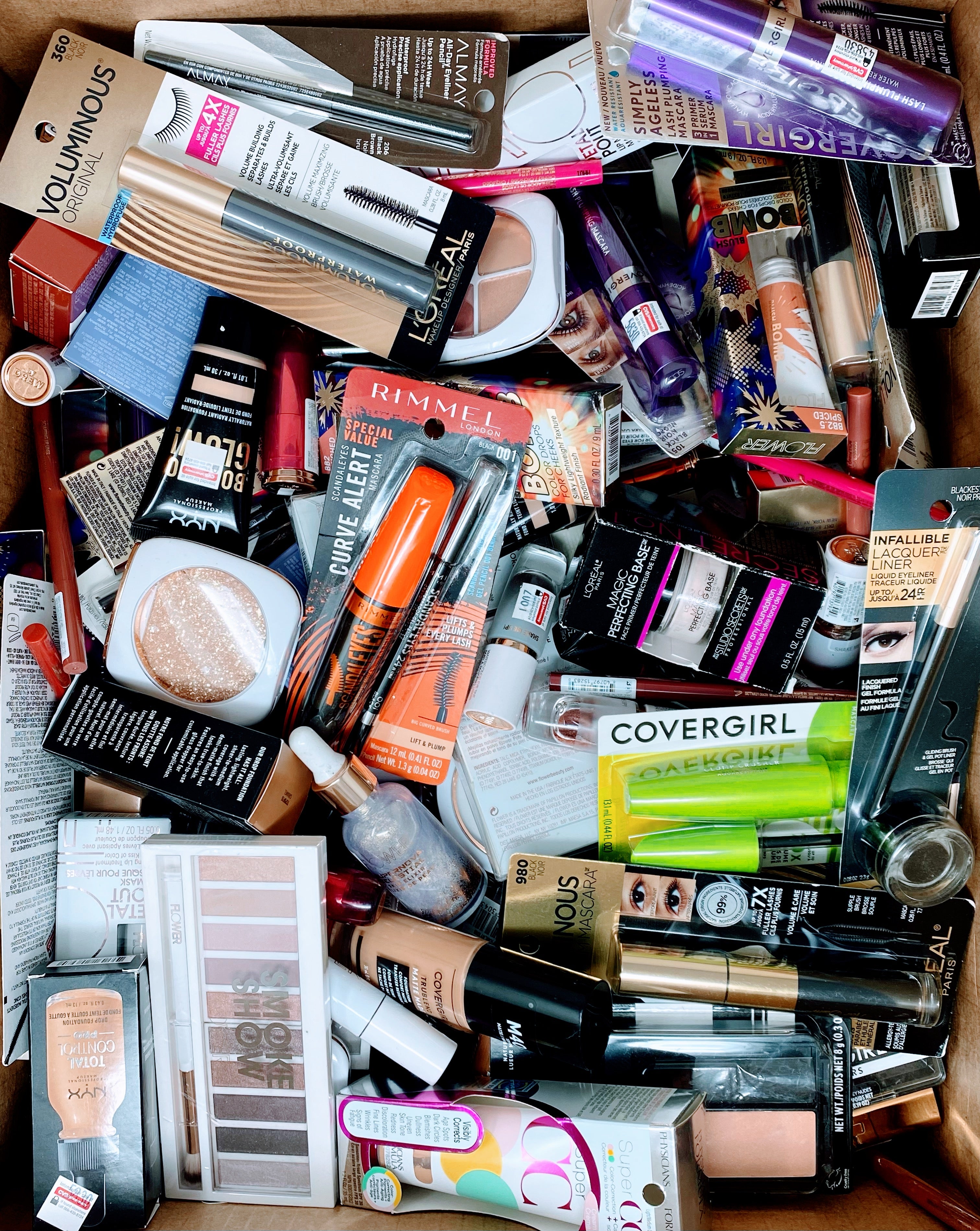 Brand Name Cosmetics Lots